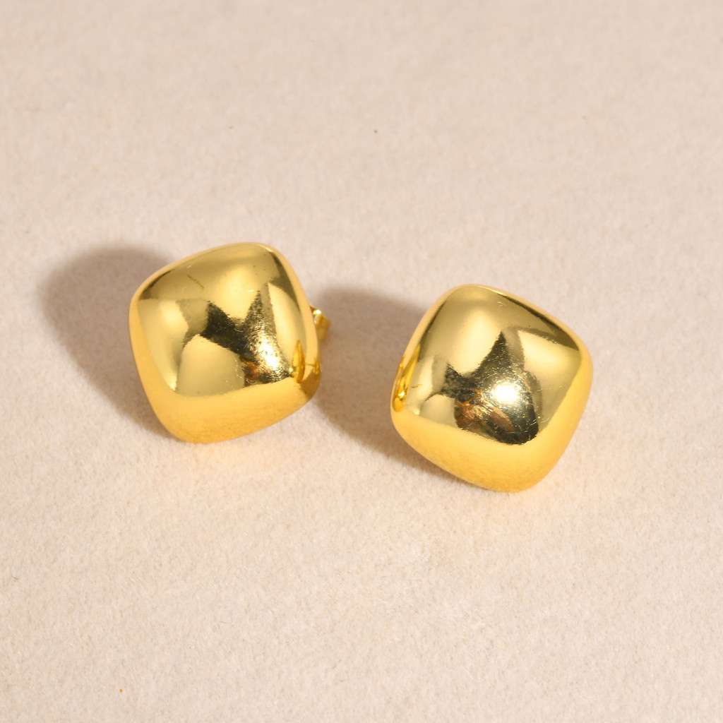 "Regal Radiance Gold-Plated Square Statement Earrings - Image 2